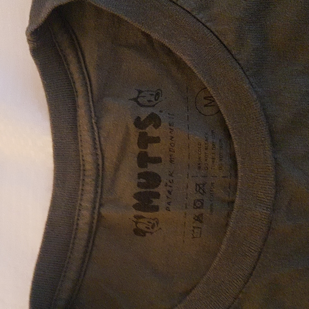 Shirt - Picture 2 of 2
